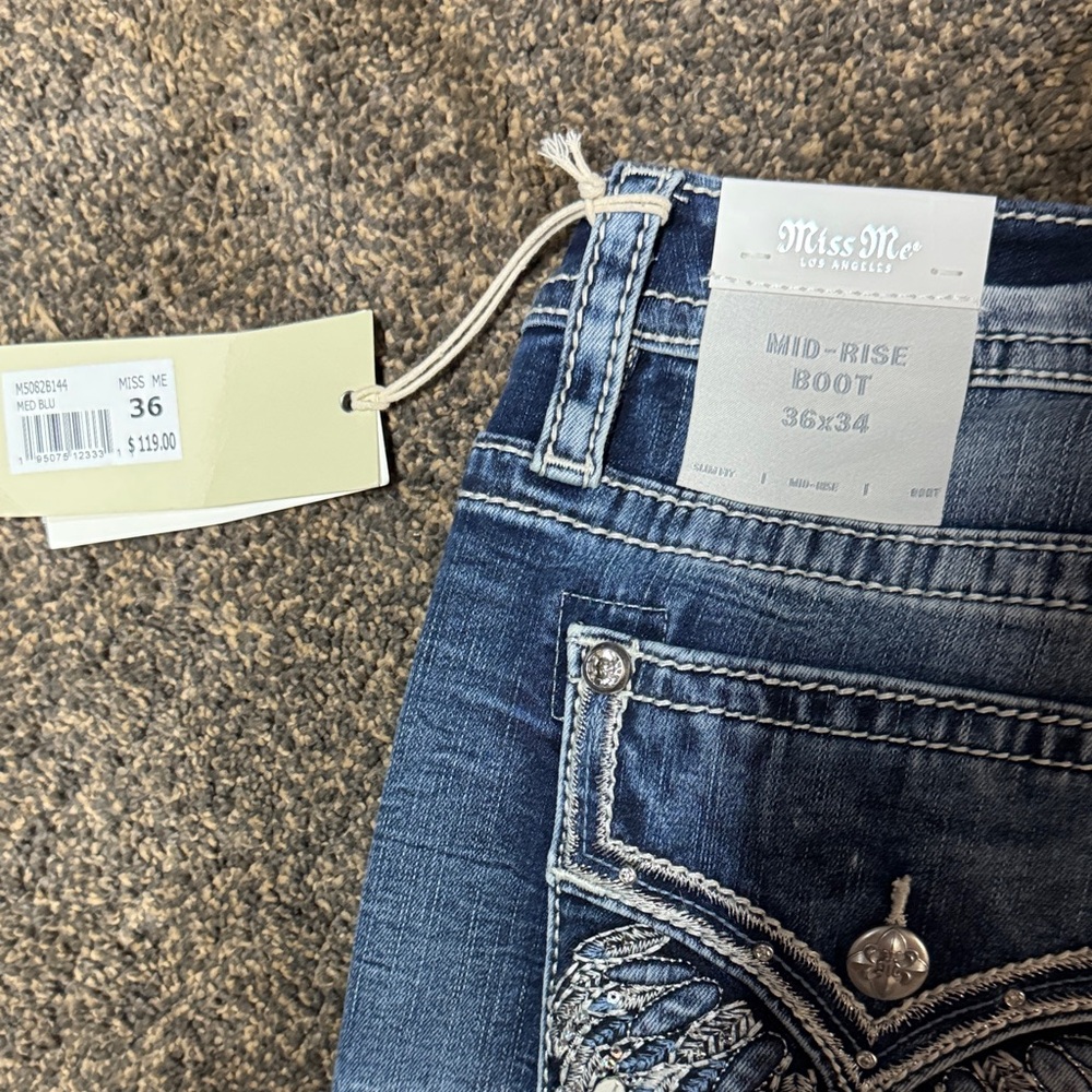 Miss Me Mid Rise Boot Light Blue Jeans 36x34 36 18 18 W Long New! - Picture 4 of 11